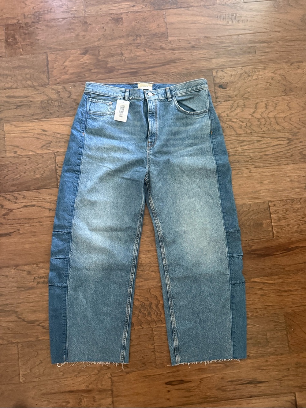 Triarchy Women’s Two-Tone Blue Wide Leg Jeans - size 32